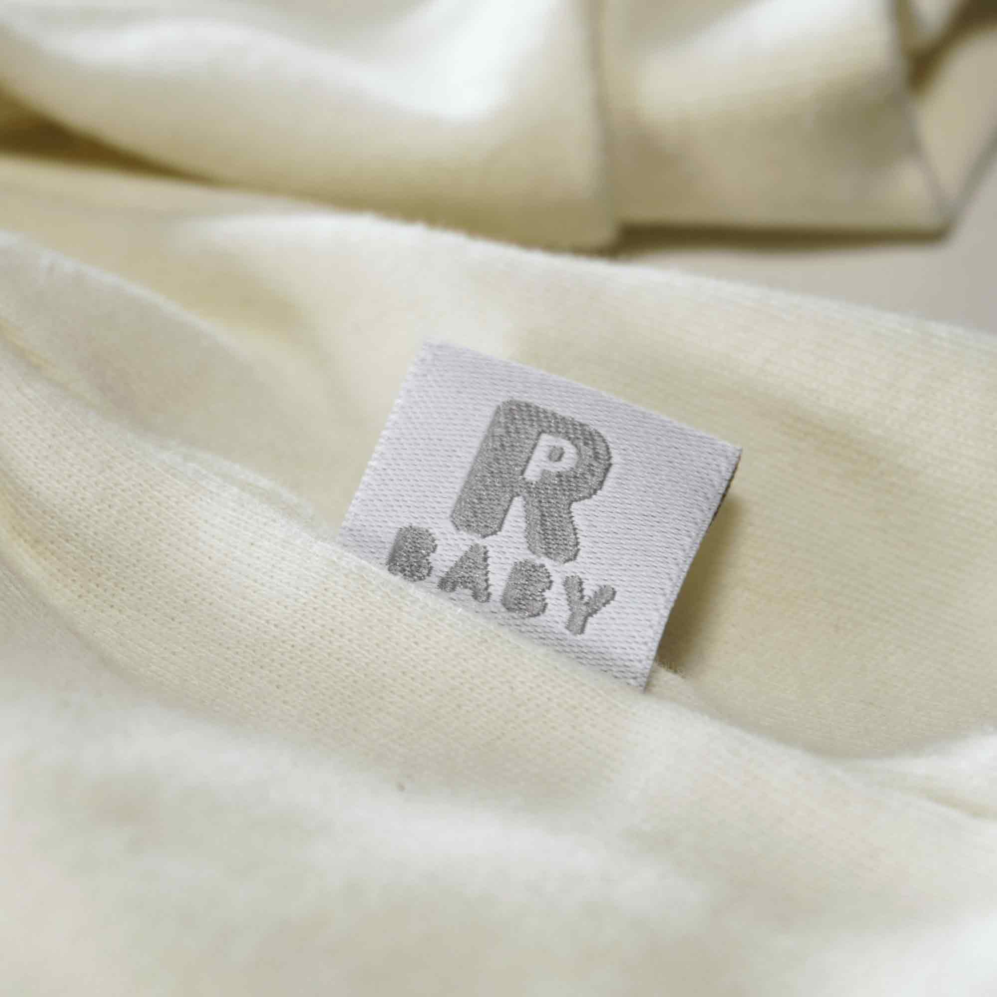 z7.showImageGallery KIGLU-UNKNOWN-STRAMPLERMITFUSSWEISS-4