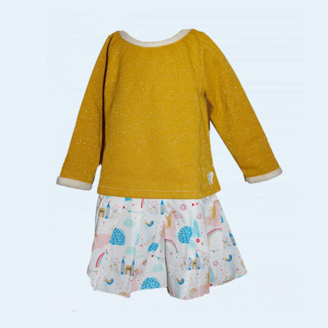 Kleid mit Einhorn-Muster Ohne Titel (1)