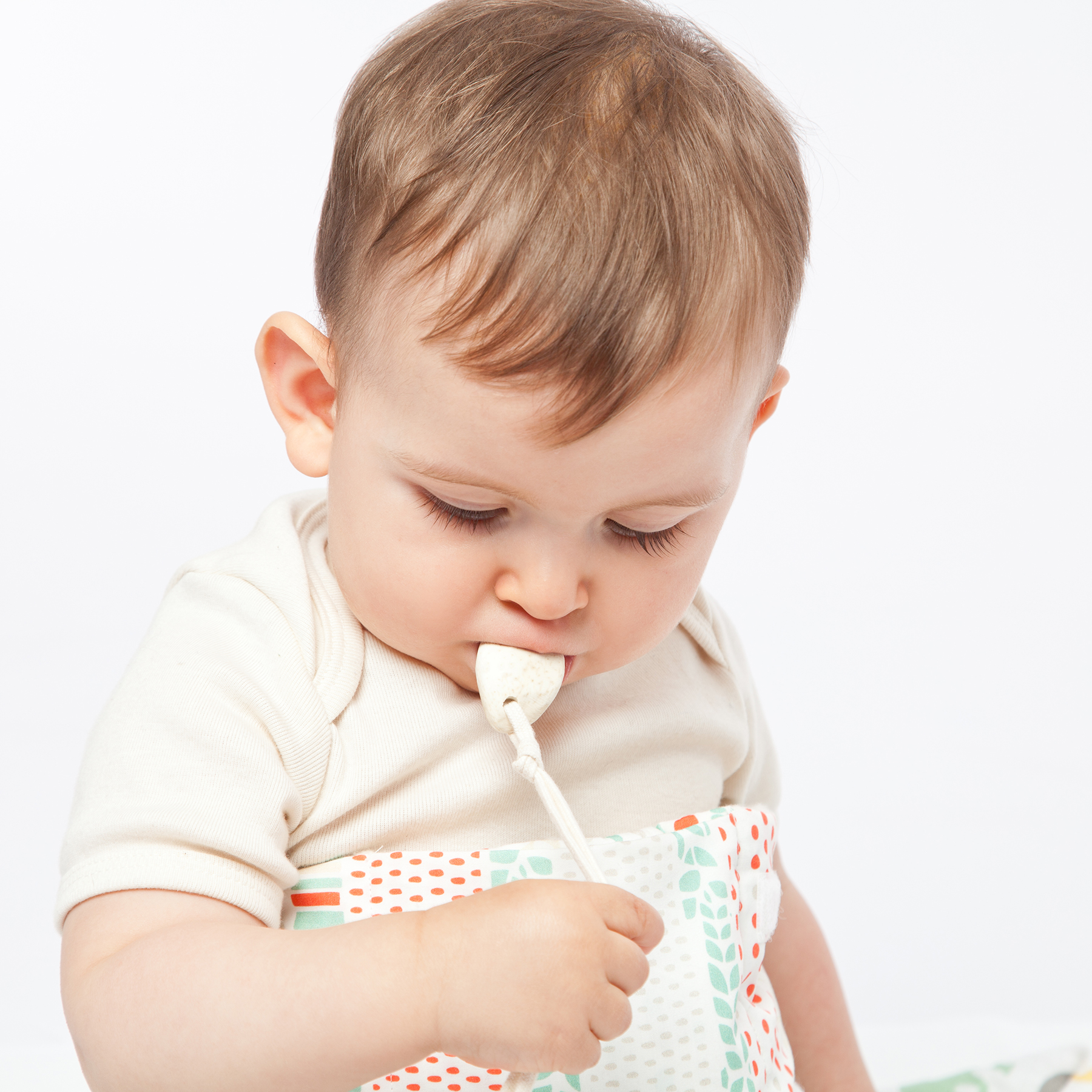 z7.showImageGallery gruenspecht-veilchenwurzel-an-kordel-12-30-1610